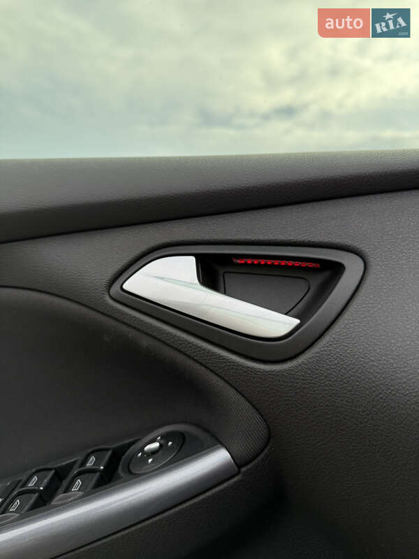 Універсал Ford Focus 2013 в Львові фото 20 Універсал Ford Focus 2013 в Львові