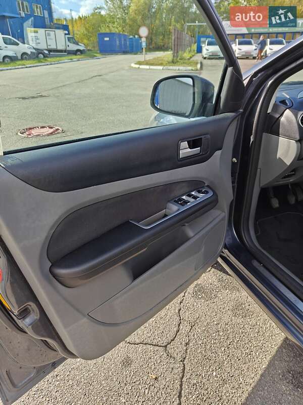 Універсал Ford Focus 2009 в Києві фото 42 Універсал Ford Focus 2009 в Києві