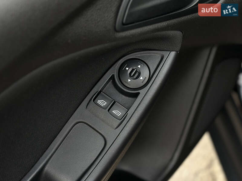 Седан Ford Focus 2016 в Шептицькому фото 24 Седан Ford Focus 2016 в Шептицькому