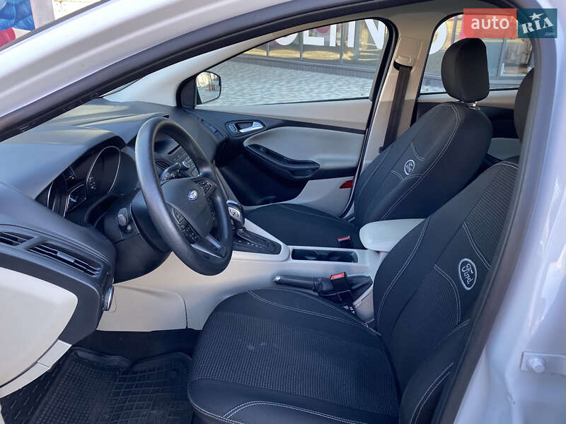 Хэтчбек Ford Focus 2015 в Киеве фото 18 Хэтчбек Ford Focus 2015 в Киеве