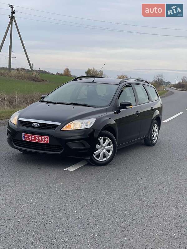 Универсал Ford Focus 2010 в Владимире