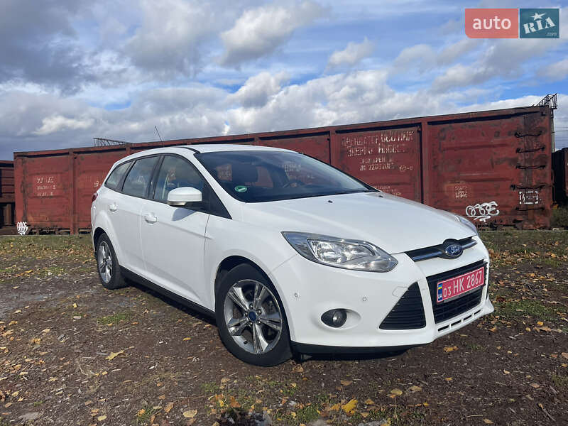 Универсал Ford Focus 2013 в Луцке фото Универсал Ford Focus 2013 в Луцке