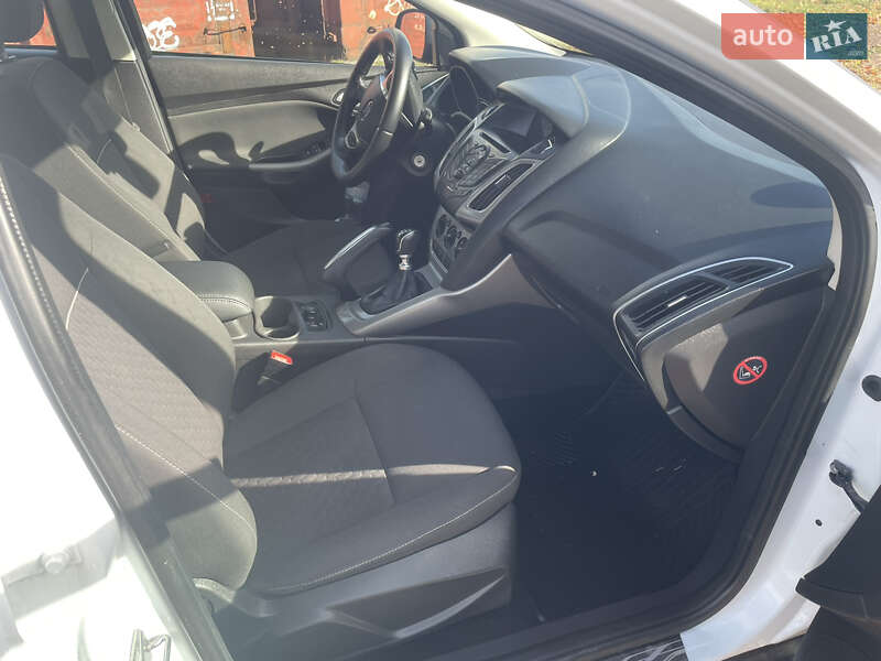 Универсал Ford Focus 2013 в Луцке фото 11 Универсал Ford Focus 2013 в Луцке