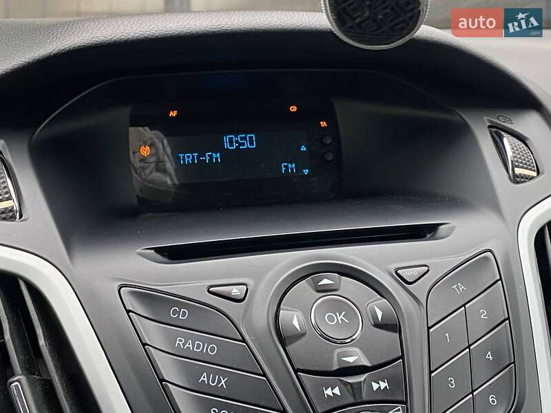Хэтчбек Ford Focus 2013 в Киеве фото 16 Хэтчбек Ford Focus 2013 в Киеве