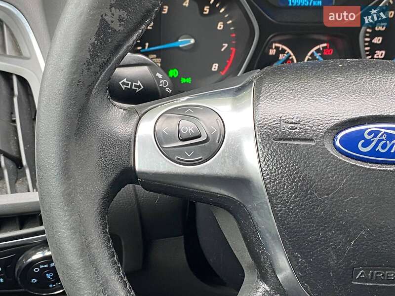 Хэтчбек Ford Focus 2013 в Киеве фото 22 Хэтчбек Ford Focus 2013 в Киеве