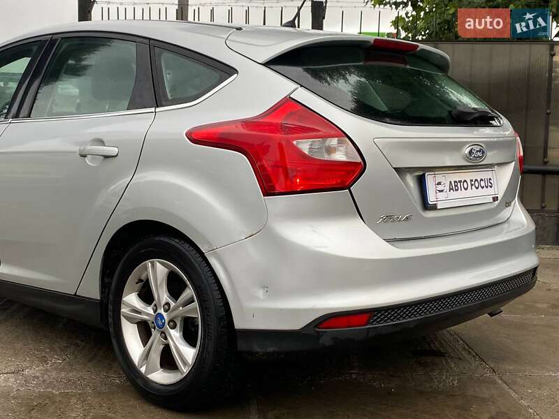 Хэтчбек Ford Focus 2013 в Киеве фото 8 Хэтчбек Ford Focus 2013 в Киеве