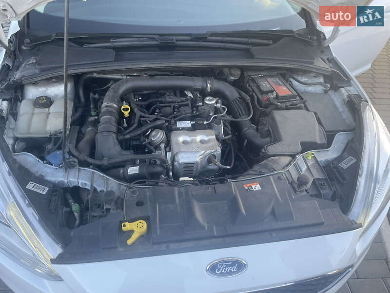 Хэтчбек Ford Focus 2017 в Киеве фото 8 Хэтчбек Ford Focus 2017 в Киеве