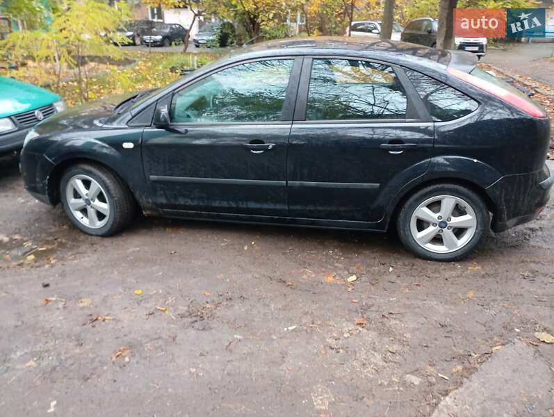 Хэтчбек Ford Focus 2006 в Киеве фото 3 Хэтчбек Ford Focus 2006 в Киеве