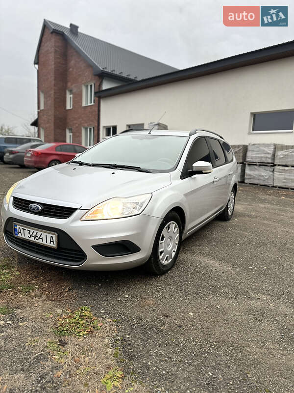 Ford Focus 2010 Ford Focus 2010