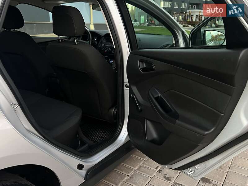 Седан Ford Focus 2015 в Одессе