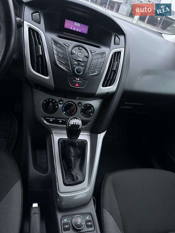 Хэтчбек Ford Focus 2012 в Киеве