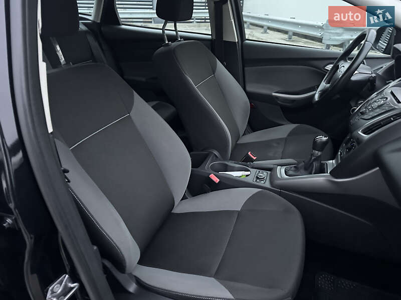 Хэтчбек Ford Focus 2012 в Киеве