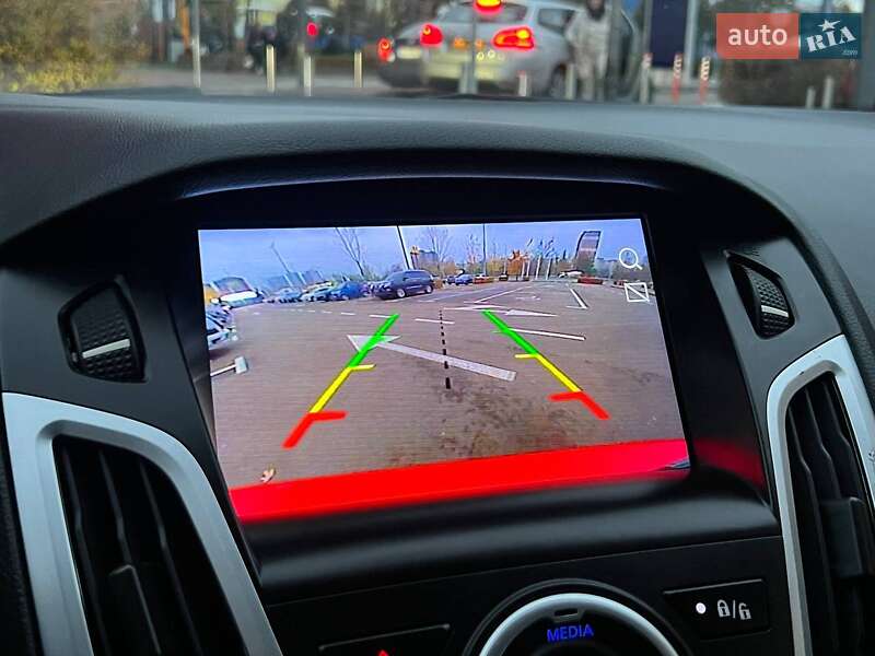 Хэтчбек Ford Focus 2017 в Киеве фото 25 Хэтчбек Ford Focus 2017 в Киеве