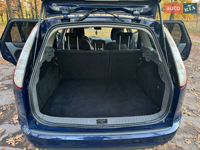 Универсал Ford Focus 2010 в Житомире фото 15 Универсал Ford Focus 2010 в Житомире