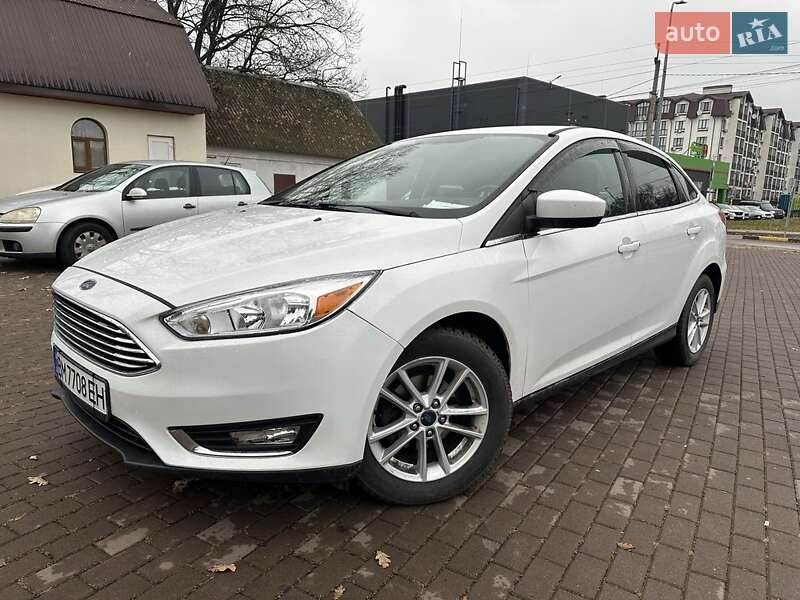 Седан Ford Focus 2017 в Петропавлівській Борщагівці