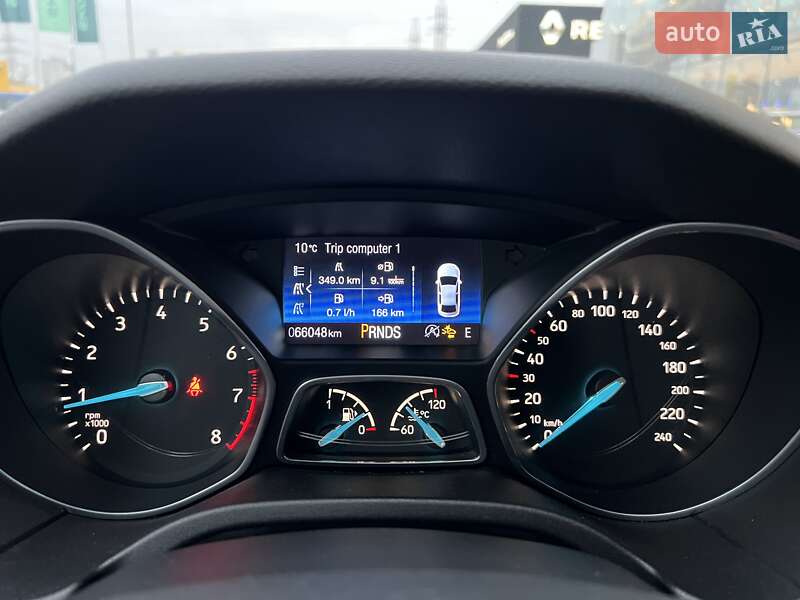 Хэтчбек Ford Focus 2016 в Киеве