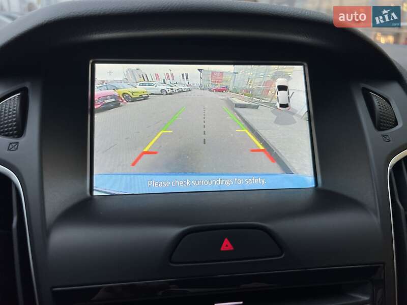 Хэтчбек Ford Focus 2016 в Киеве