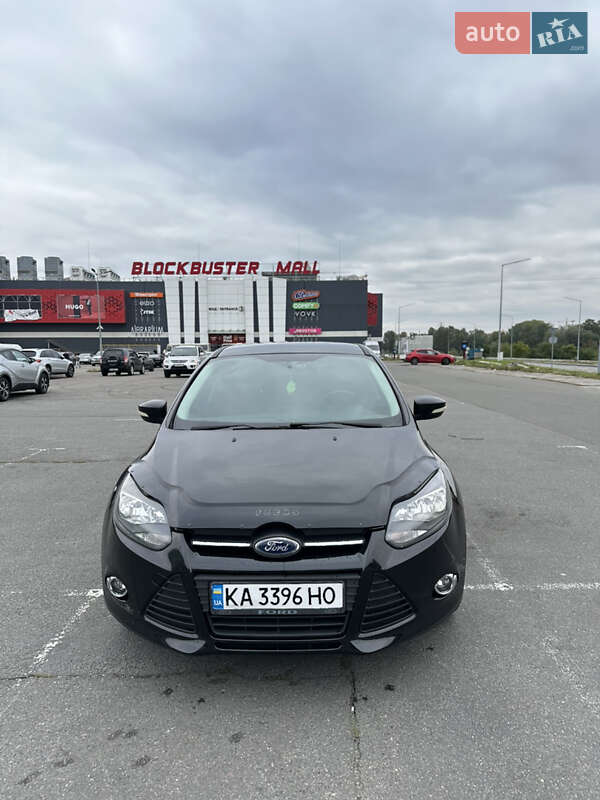 Хэтчбек Ford Focus 2013 в Киеве фото 4 Хэтчбек Ford Focus 2013 в Киеве