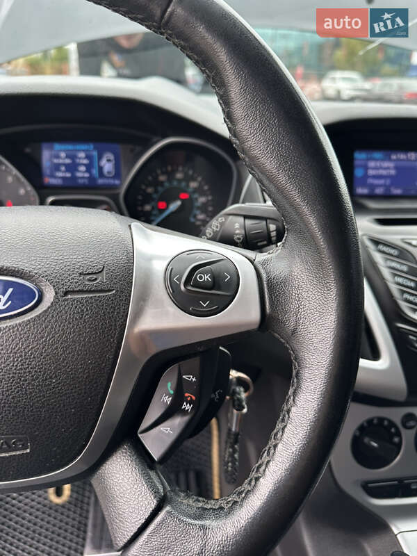 Хэтчбек Ford Focus 2013 в Киеве фото 14 Хэтчбек Ford Focus 2013 в Киеве