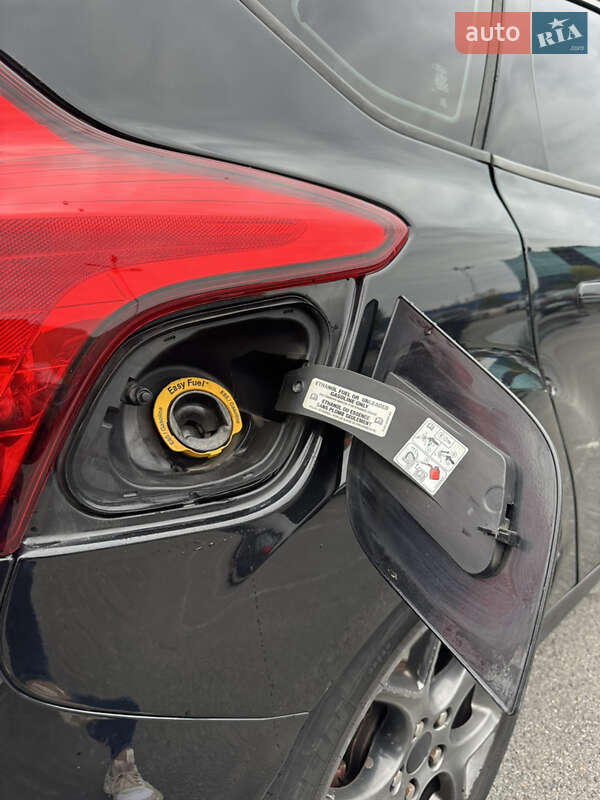 Хэтчбек Ford Focus 2013 в Киеве фото 28 Хэтчбек Ford Focus 2013 в Киеве
