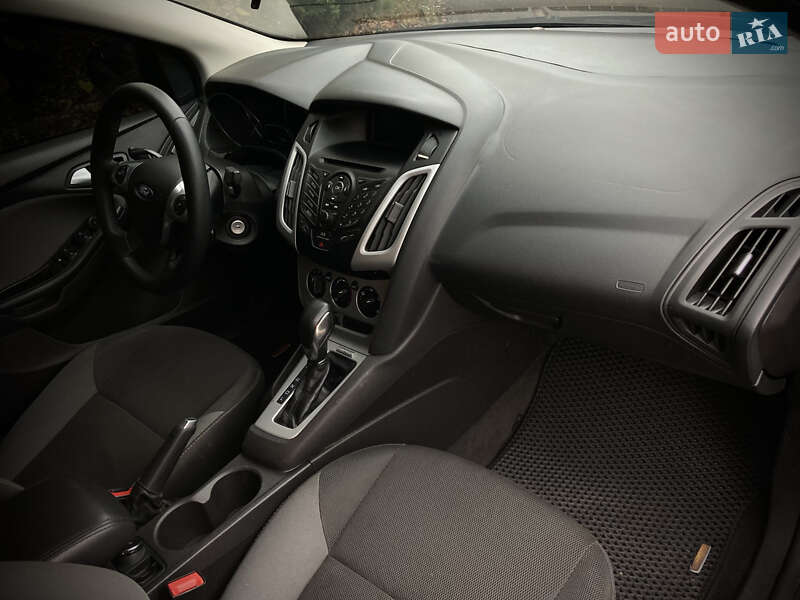 Седан Ford Focus 2013 в Киеве