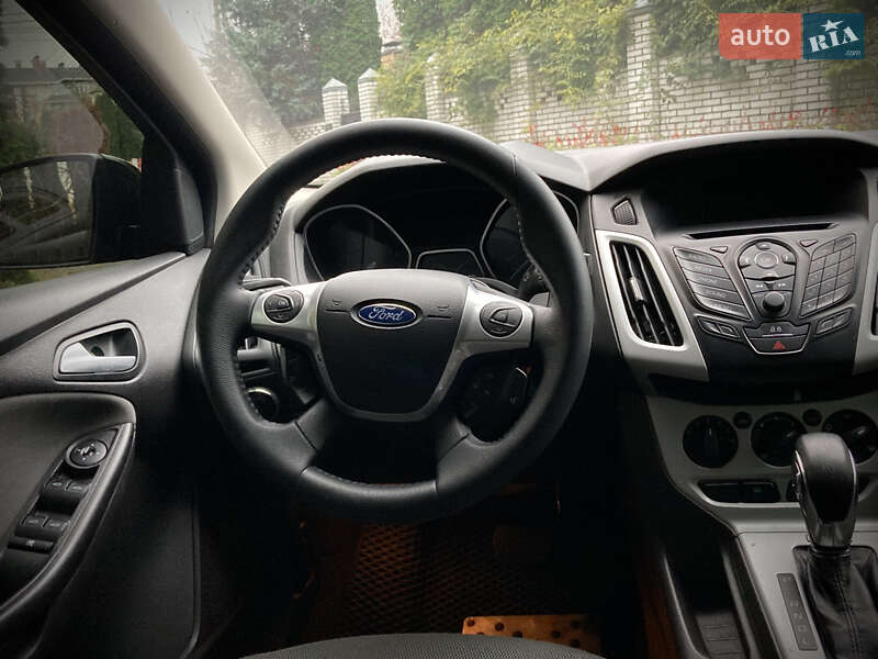 Седан Ford Focus 2013 в Киеве