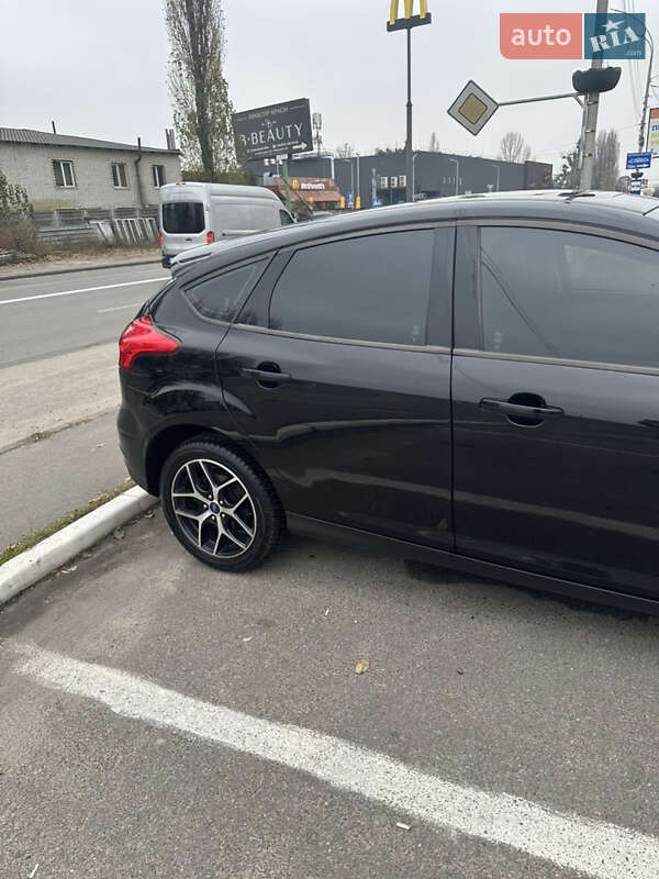 Хэтчбек Ford Focus 2016 в Киеве фото 7 Хэтчбек Ford Focus 2016 в Киеве