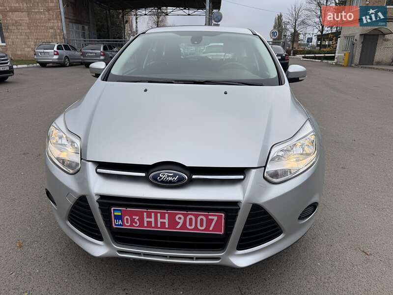 Хэтчбек Ford Focus 2013 в Луцке
