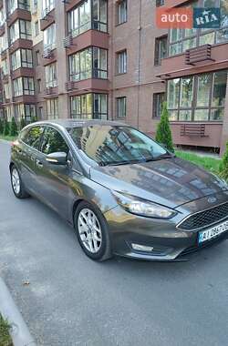 Хэтчбек Ford Focus 2015 в Чернигове