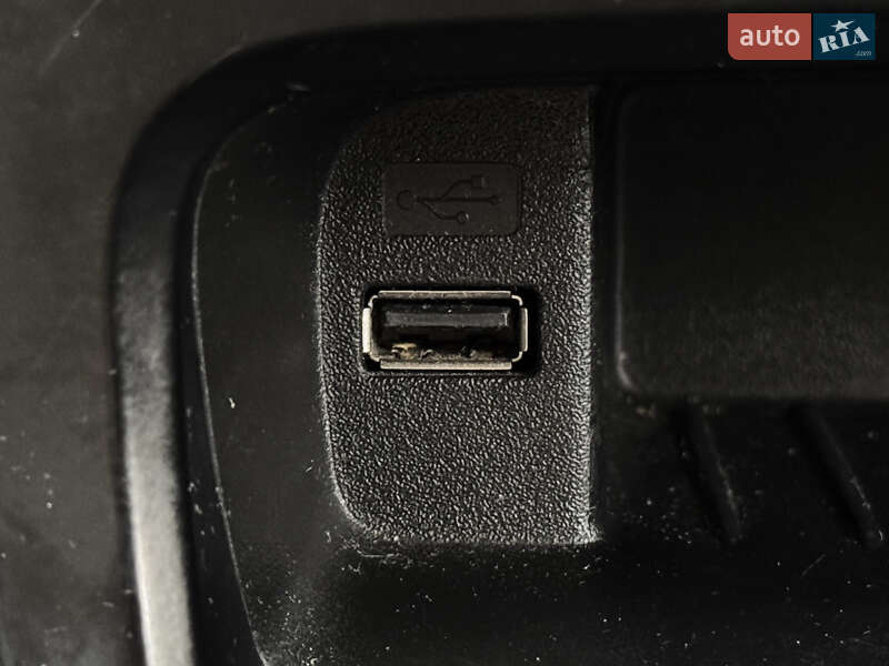 Седан Ford Focus 2017 в Дніпрі фото 37 Седан Ford Focus 2017 в Дніпрі