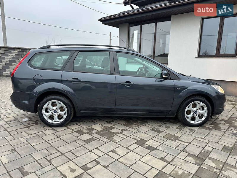 Универсал Ford Focus 2008 в Ровно