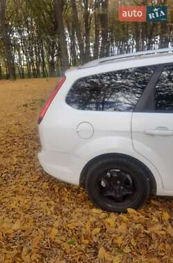 Универсал Ford Focus 2010 в Львове