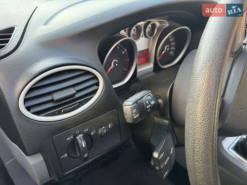 Универсал Ford Focus 2009 в Болехове