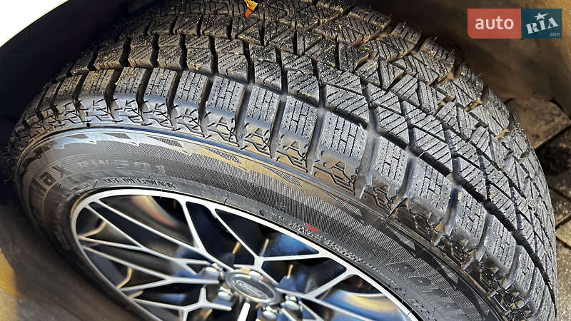 Седан Ford Focus 2013 в Винниках