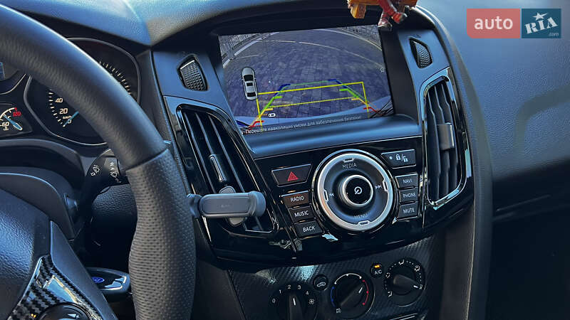 Седан Ford Focus 2013 в Винниках