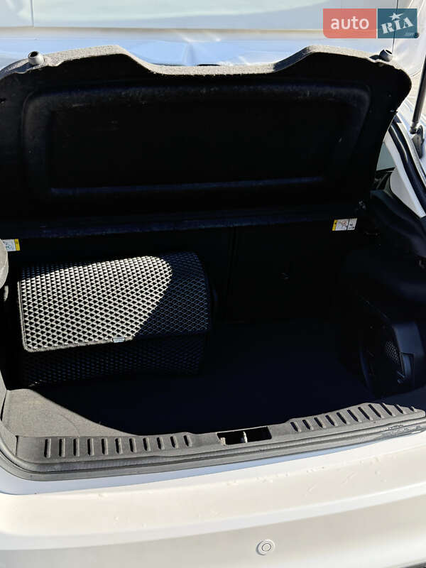 Хетчбек Ford Focus 2011 в Одесі фото 10 Хетчбек Ford Focus 2011 в Одесі