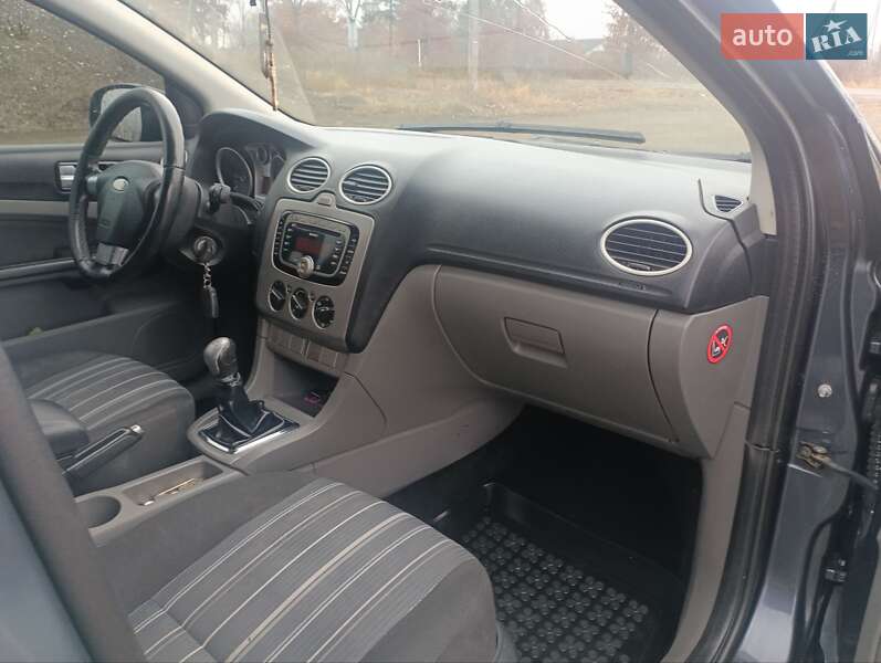 Универсал Ford Focus 2010 в Снятине фото 15 Универсал Ford Focus 2010 в Снятине