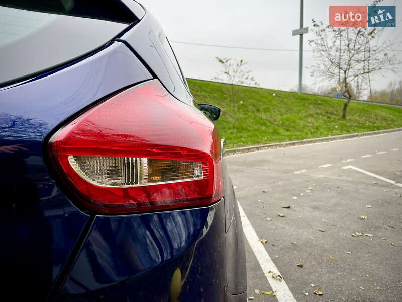 Хэтчбек Ford Focus 2017 в Киеве