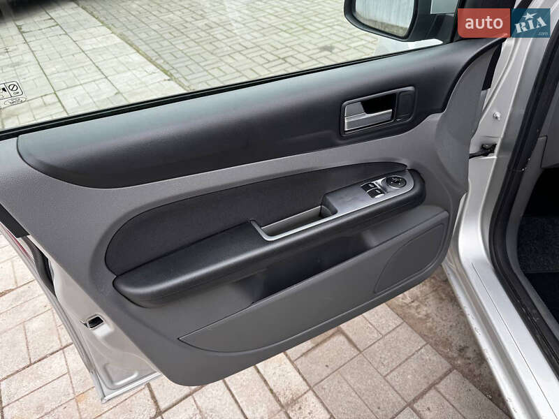 Універсал Ford Focus 2010 в Дніпрі