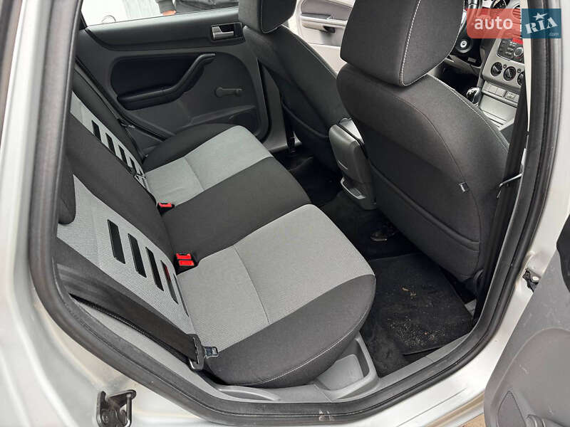 Універсал Ford Focus 2010 в Дніпрі