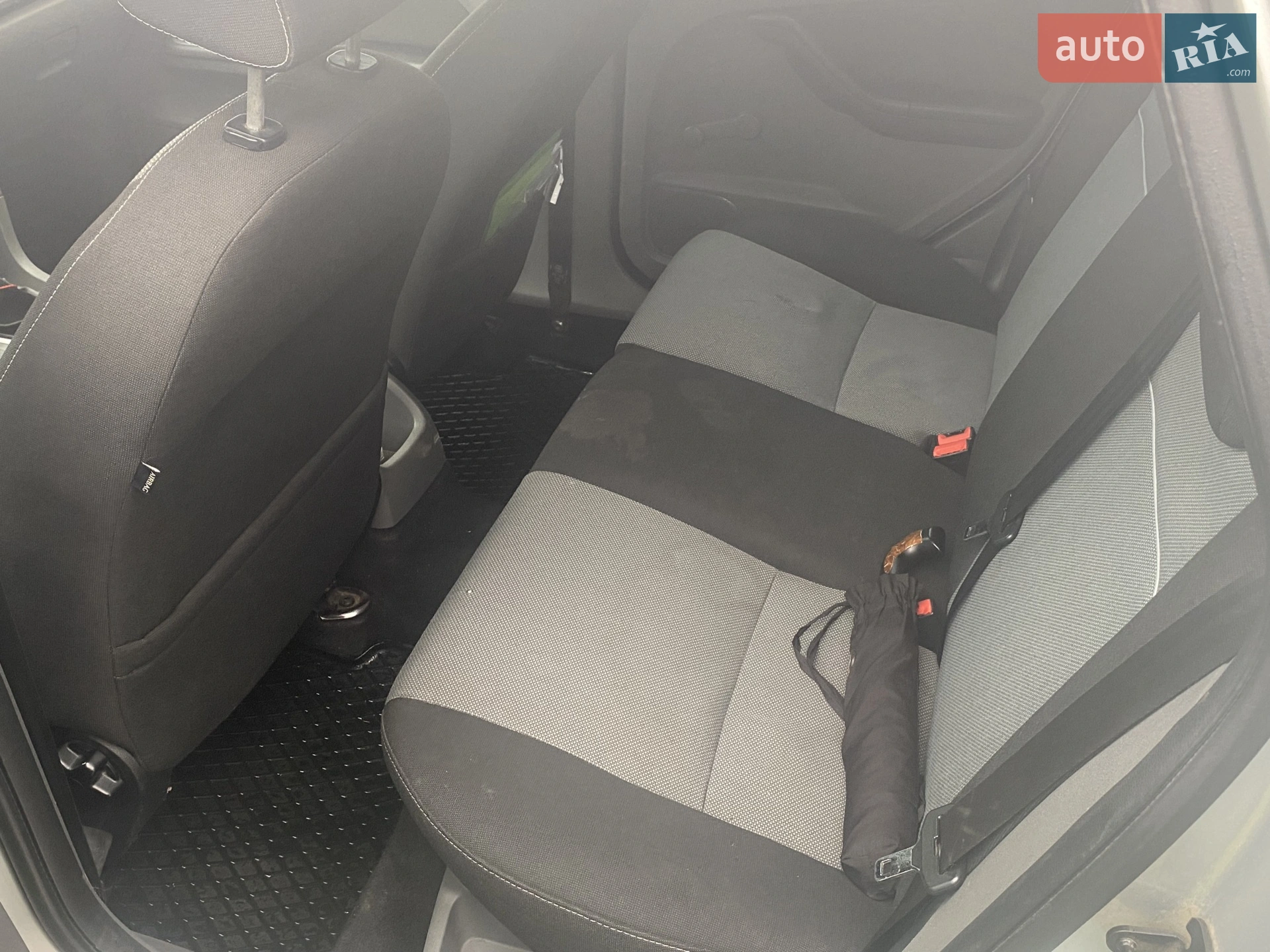2010 Ford Focus - мініатюра 7