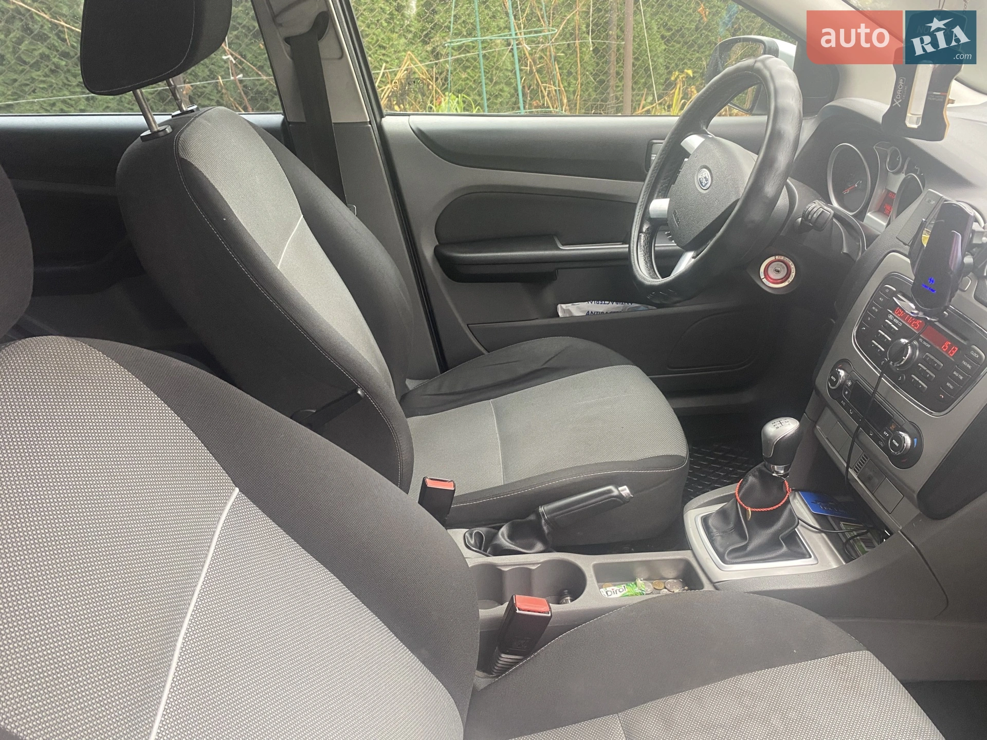 2010 Ford Focus - мініатюра 19