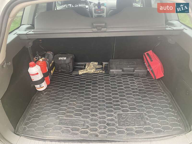 Универсал Ford Focus 2010 в Новом Ярычеве