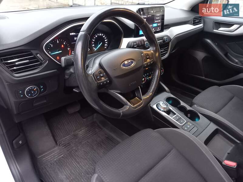 Хэтчбек Ford Focus 2019 в Киеве