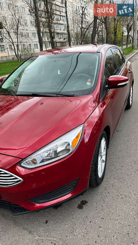 Хэтчбек Ford Focus 2015 в Киеве