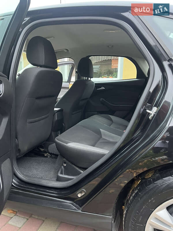 Седан Ford Focus 2013 в Черкасах