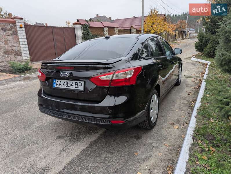 Седан Ford Focus 2011 в Києві фото 3 Седан Ford Focus 2011 в Києві