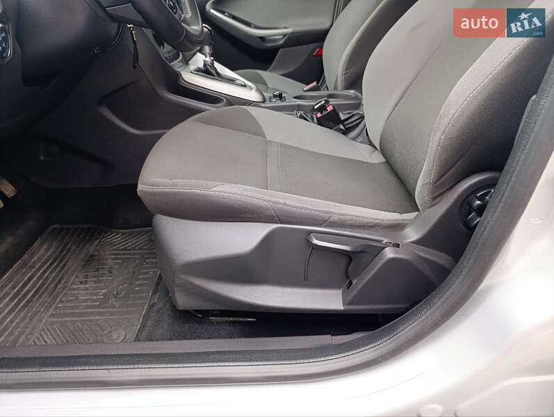 Универсал Ford Focus 2011 в Житомире фото 11 Универсал Ford Focus 2011 в Житомире