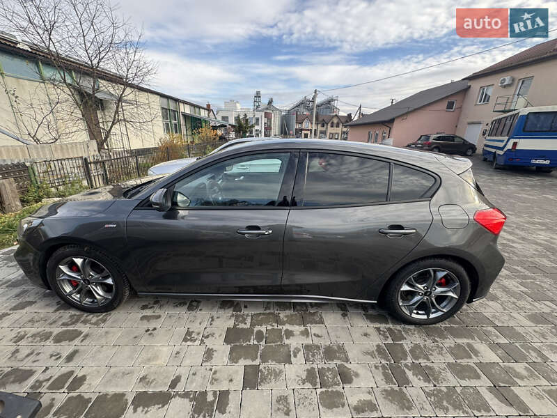 Хэтчбек Ford Focus 2020 в Бродах