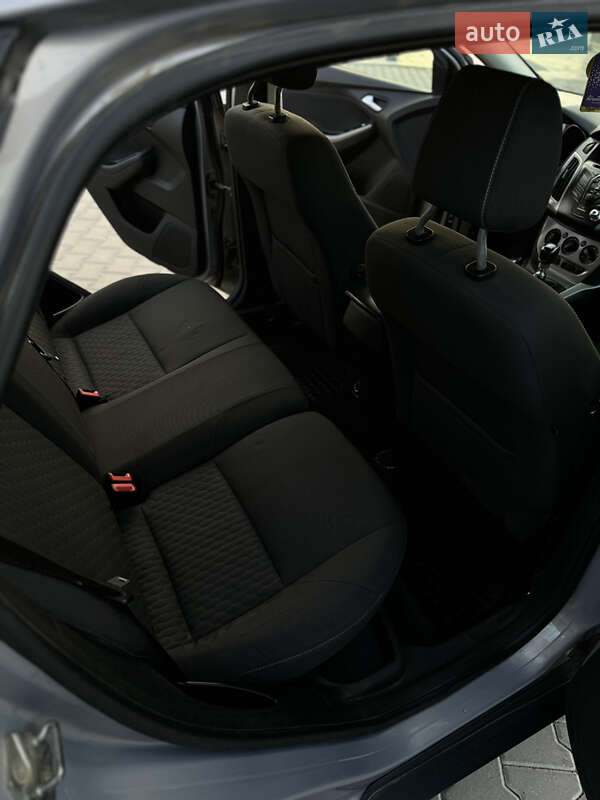 Хэтчбек Ford Focus 2013 в Хмельницком фото 10 Хэтчбек Ford Focus 2013 в Хмельницком